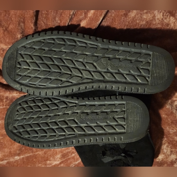 Koolaburra Womens Tall Black Bow Ugg Boots Size 10 - Picture 8 of 8